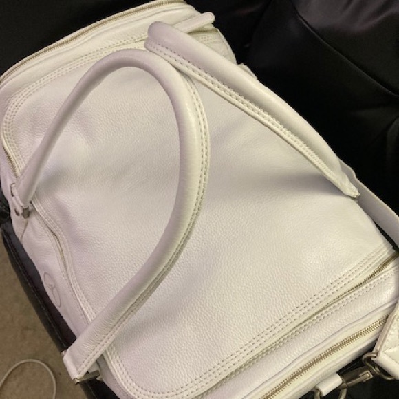 Michael Jordan White Duffle Bag - Picture 6 of 7